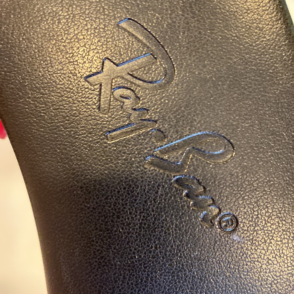 Ray-Ban glasses case - Picture 16 of 16
